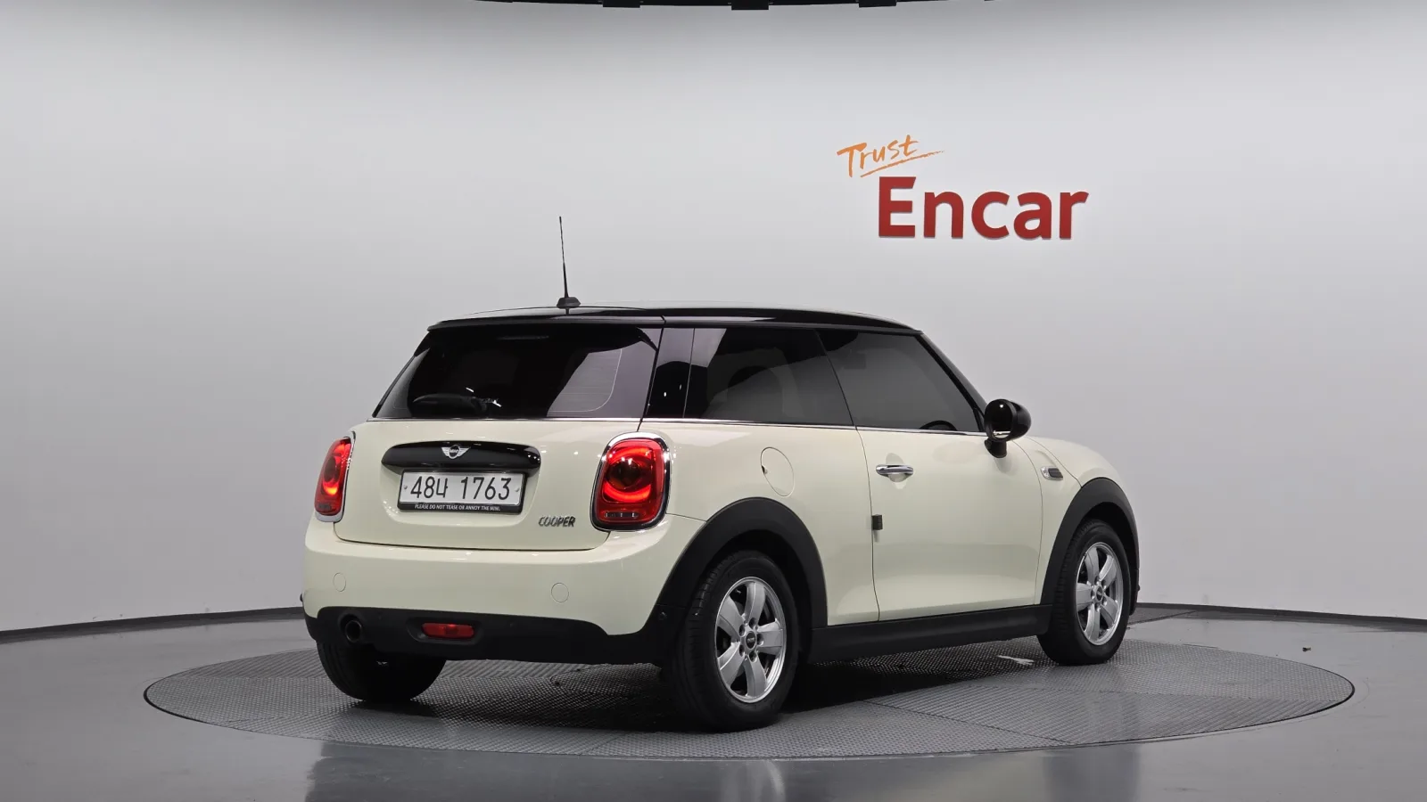 2018 MINI Cooper