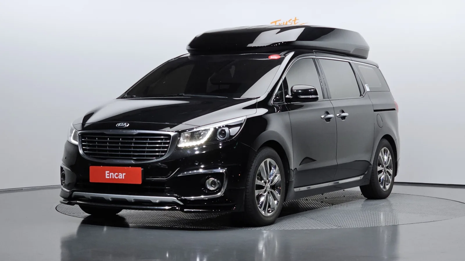 2017 Kia Carnival