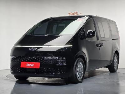 2023 Hyundai Staria