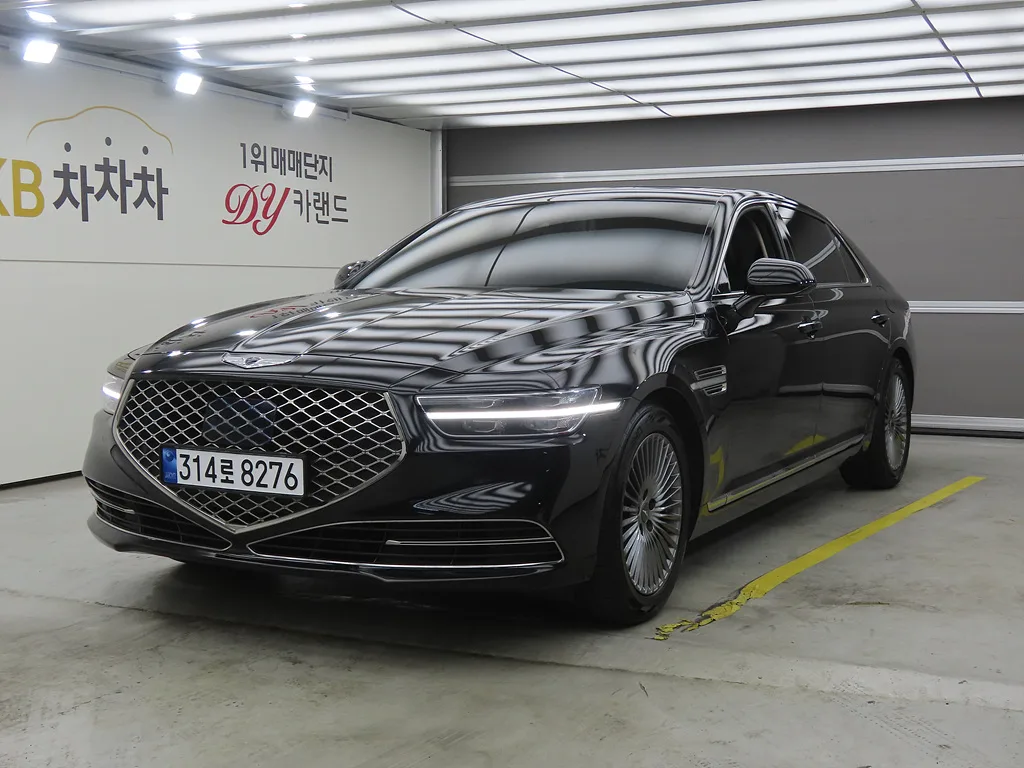 2019 Genesis G90