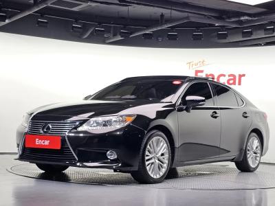 2015 Lexus ES