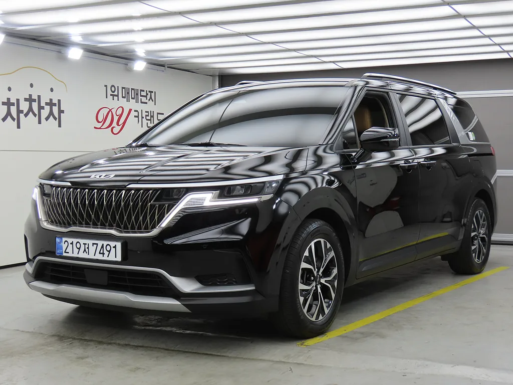 2023 Kia Carnival
