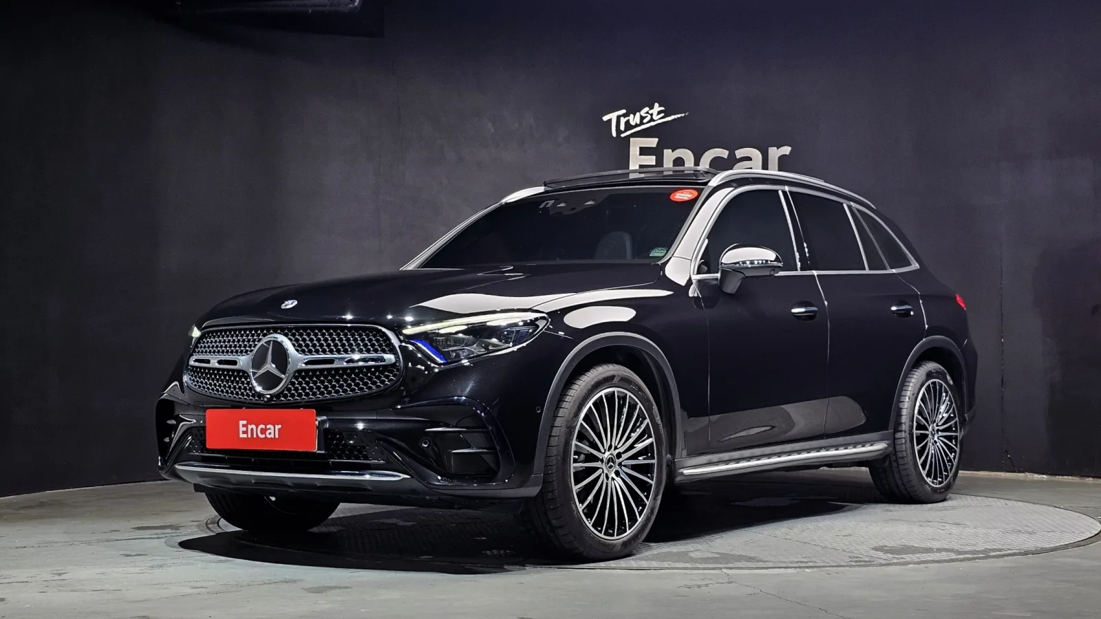 2024 Mercedes-Benz GLC-Class