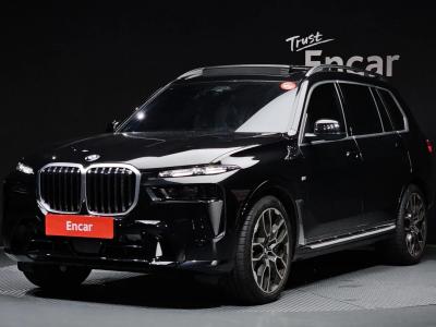 2025 BMW X7