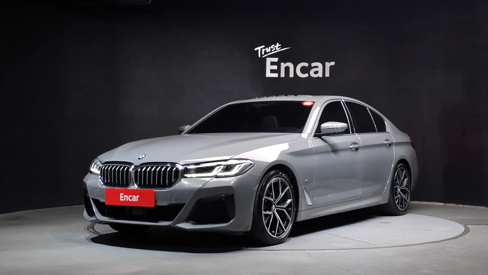2022 BMW 5-Series