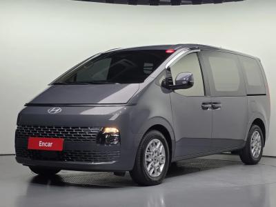 2025 Hyundai Staria