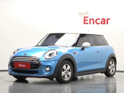 2015 MINI Cooper