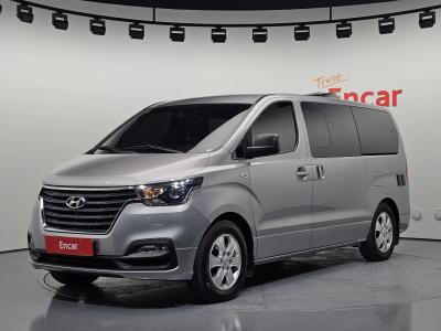 2019 Hyundai Starex