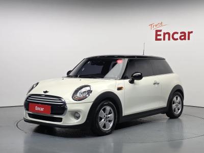 2015 MINI Cooper