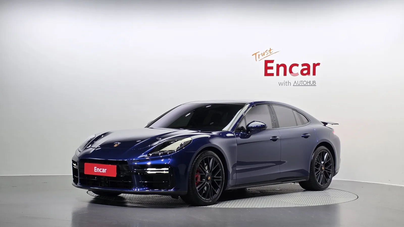 2025 Porsche Panamera