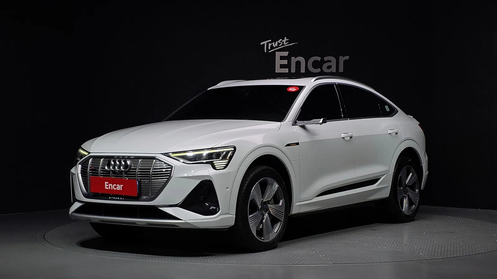 2022 Audi e-tron