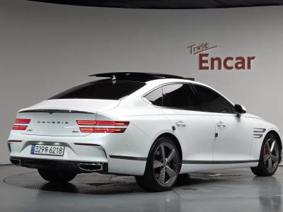 2022 Genesis G80