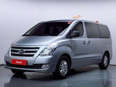 2017 Hyundai Starex