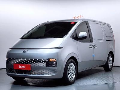 2023 Hyundai Staria