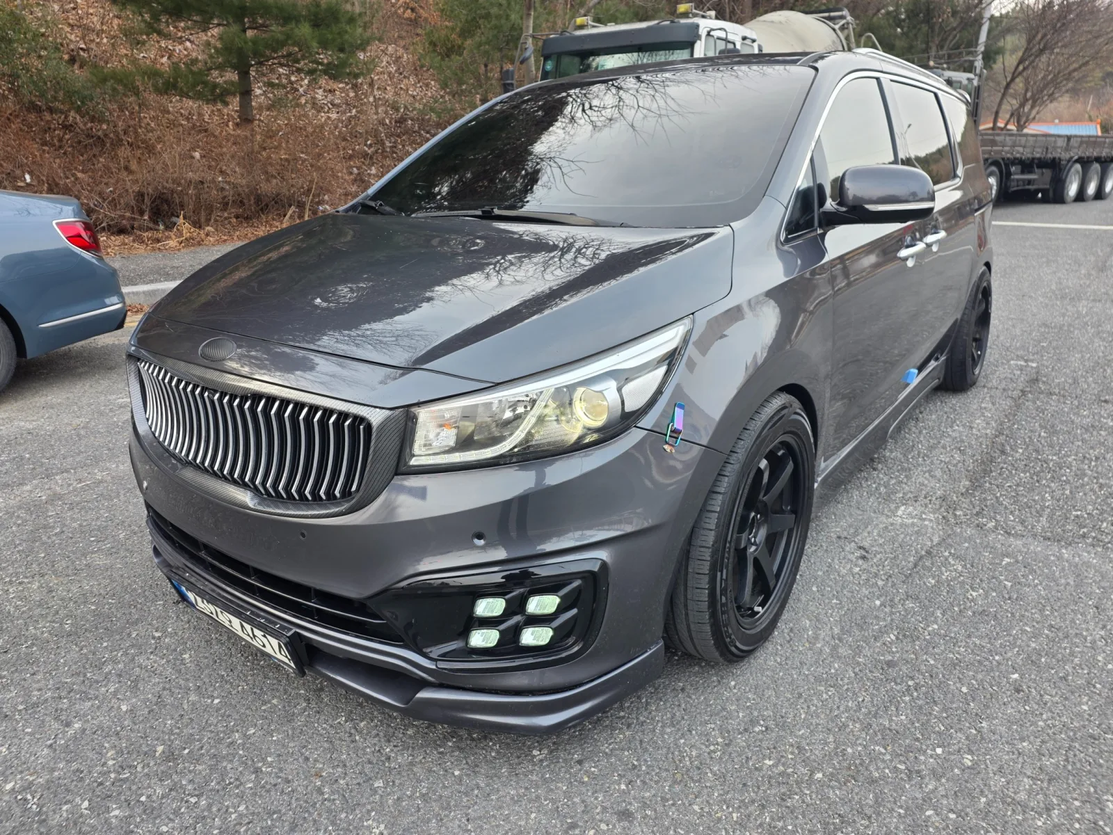 2016 Kia Carnival