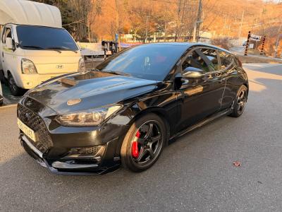 2019 Hyundai Veloster