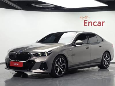 2025 BMW 5-Series