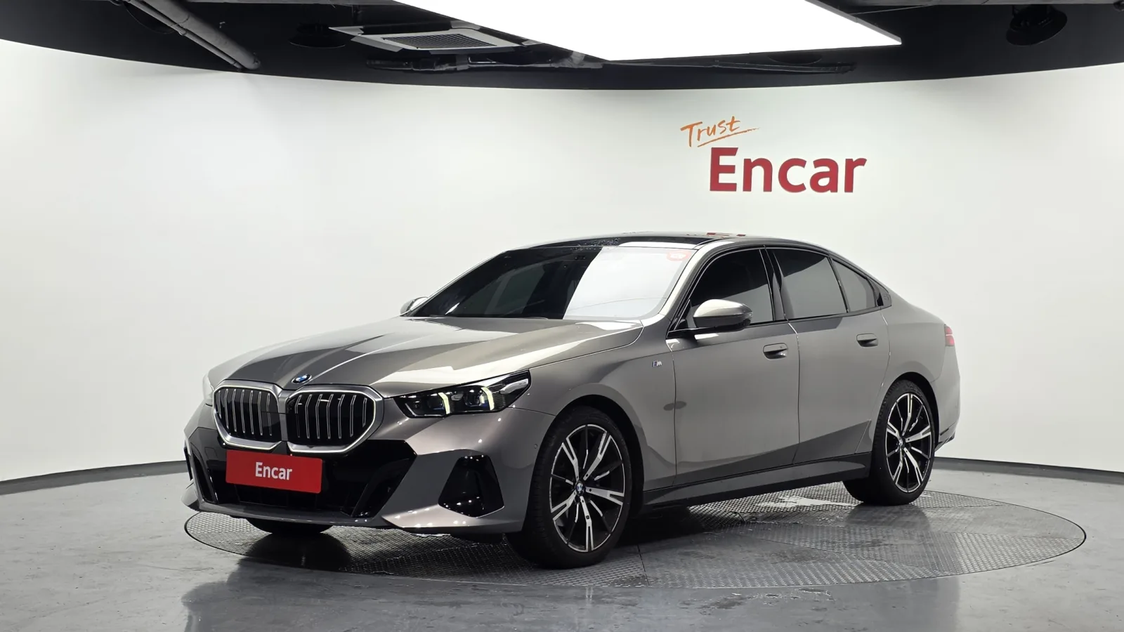 2025 BMW 5-Series