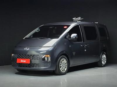 2022 Hyundai Staria
