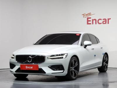 2021 Volvo S60