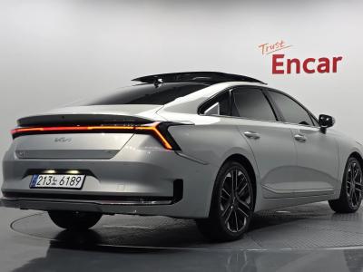 2025 Kia K8