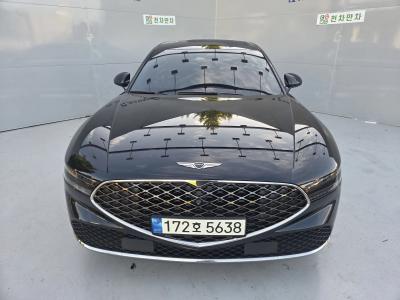 2022 Genesis G90