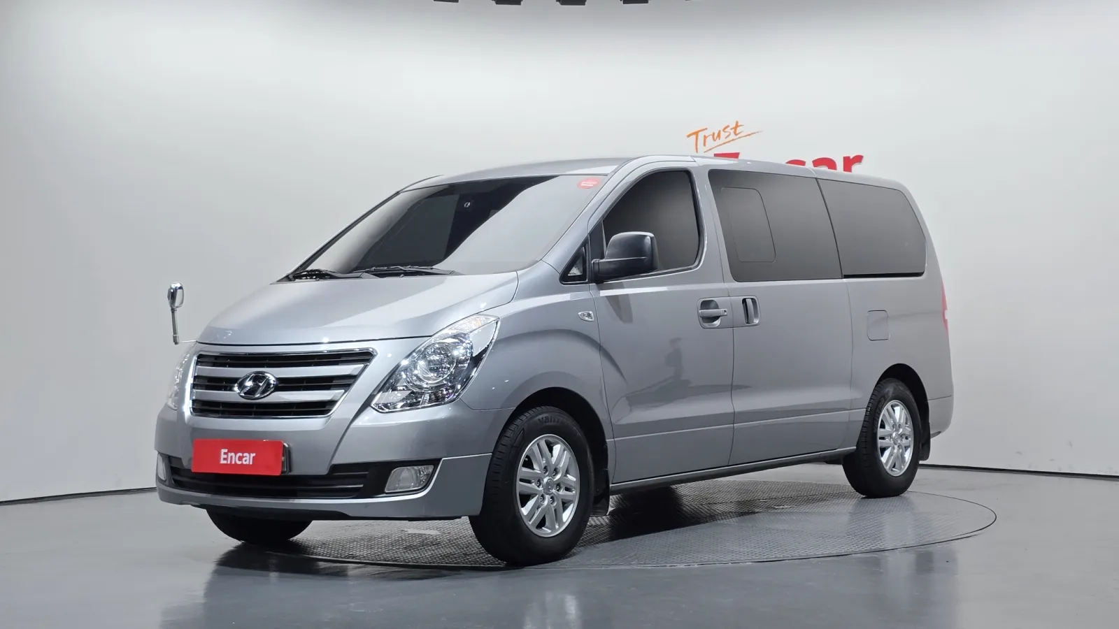 2018 Hyundai Starex