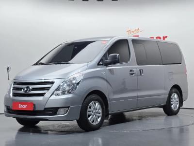 2018 Hyundai Starex