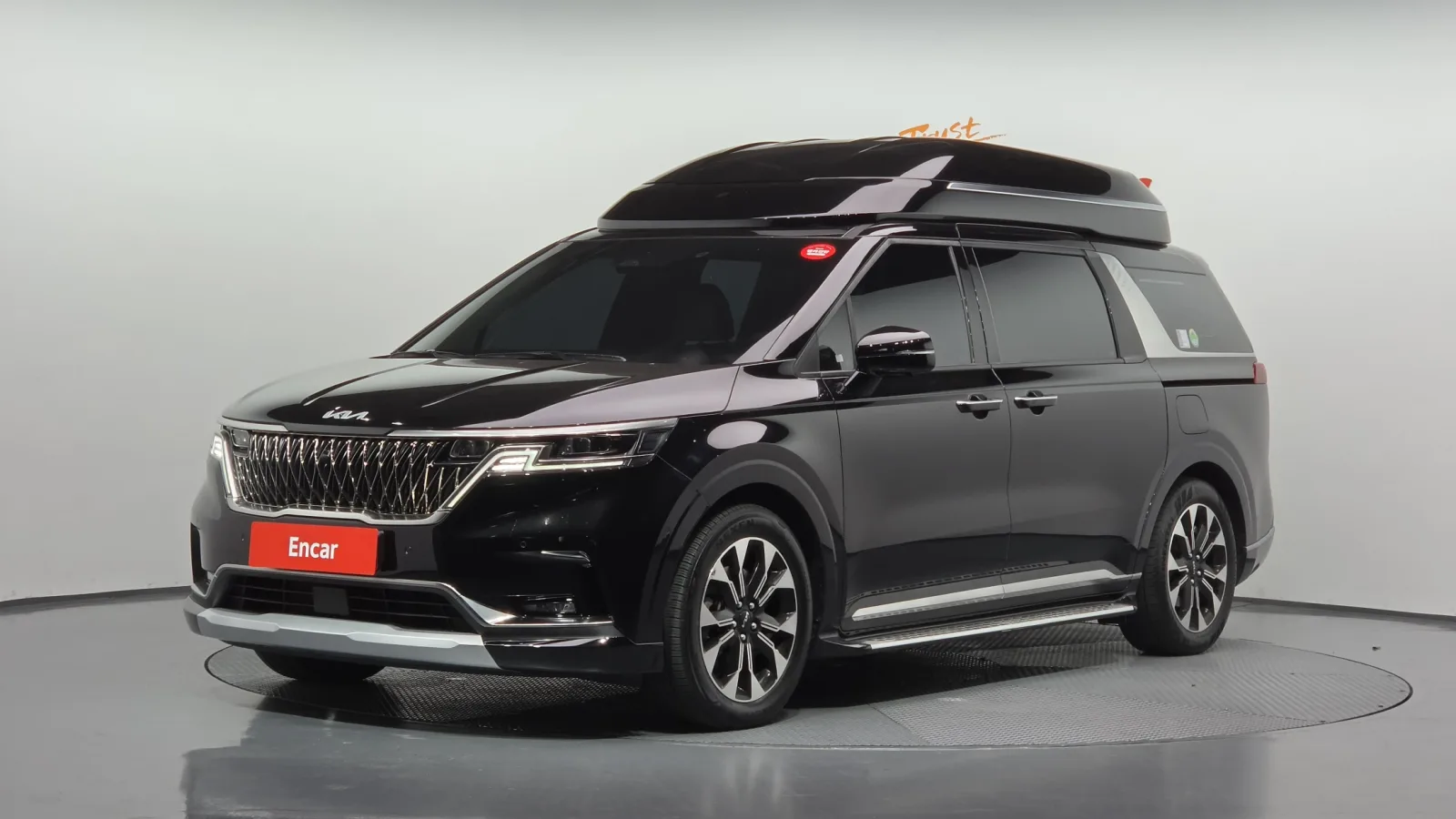 2023 Kia Carnival