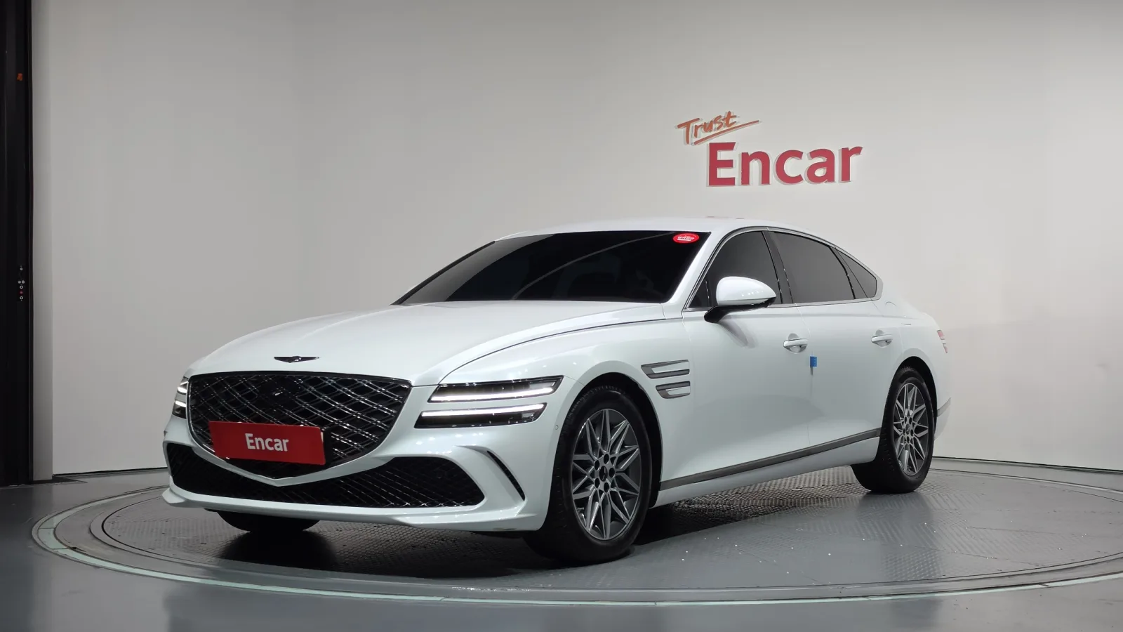2025 Genesis G80