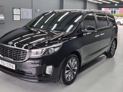 2015 Kia Carnival
