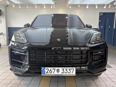 2025 Porsche Cayenne