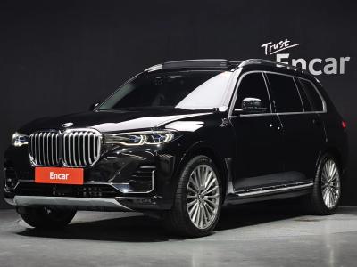 2021 BMW X7