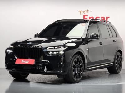 2024 BMW X7