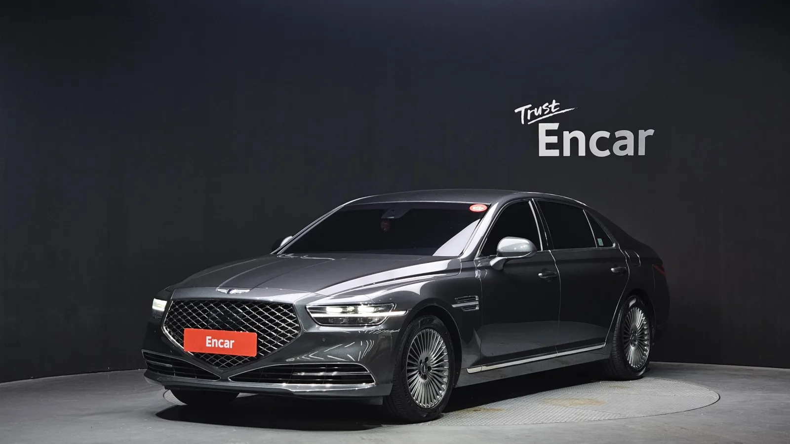 2019 Genesis G90