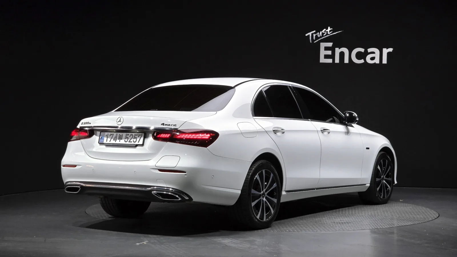 2021 Mercedes-Benz E-Class