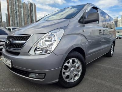 2012 Hyundai Starex