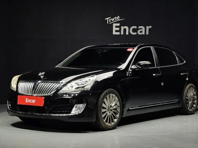 2013 Hyundai Equus