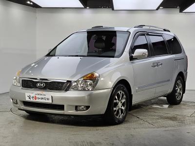 2014 Kia Carnival