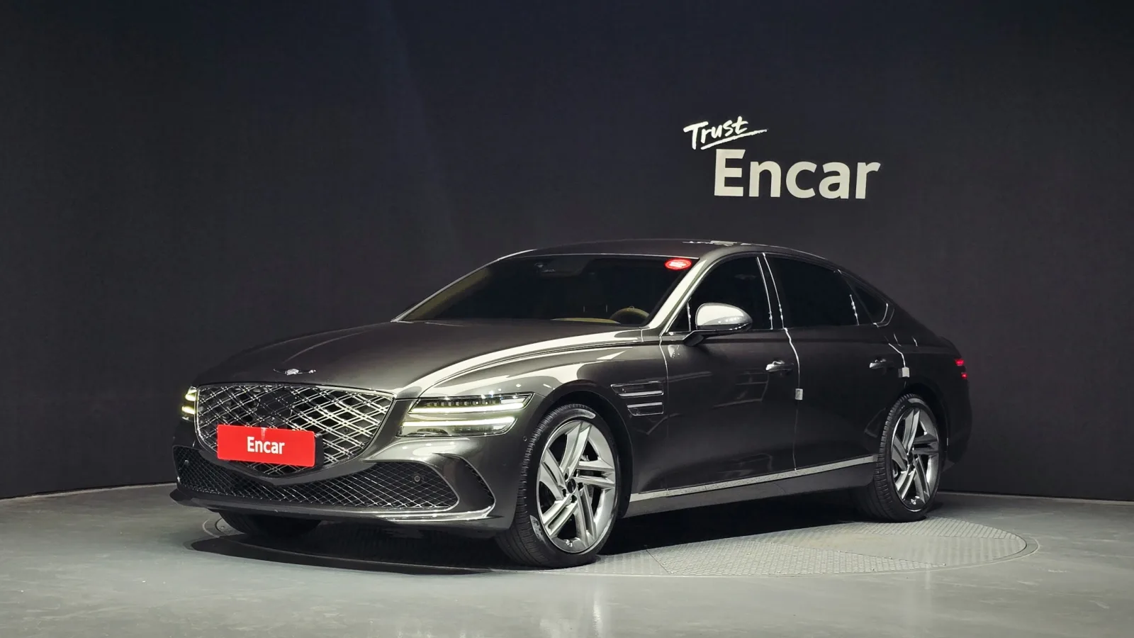 2025 Genesis G80