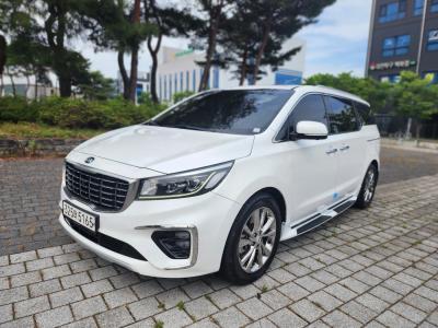 2019 Kia Carnival