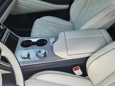 2025 Genesis GV80