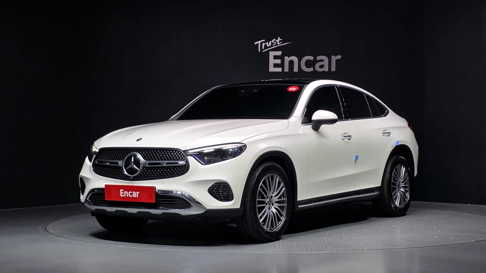 2025 Mercedes-Benz GLC-Class