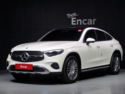 2025 Mercedes-Benz GLC-Class