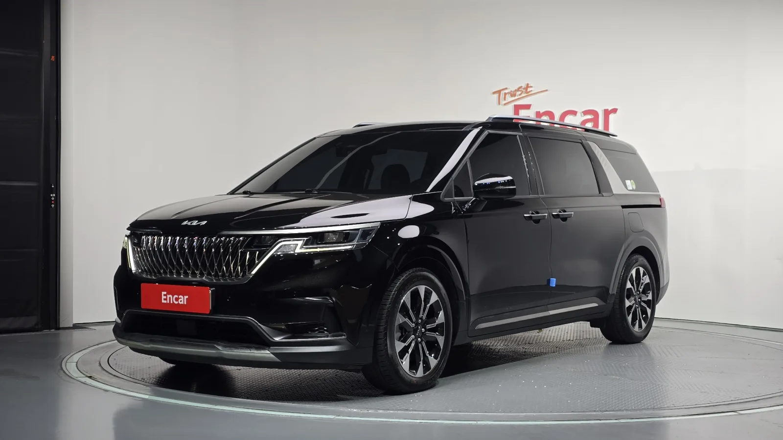 2023 Kia Carnival
