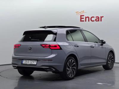2023 Volkswagen Golf