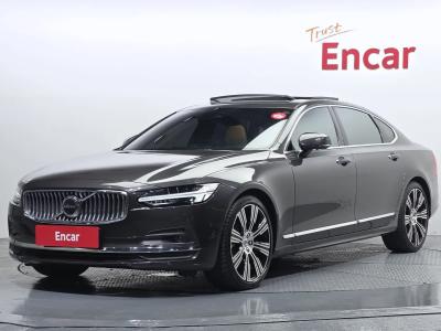 2023 Volvo S90