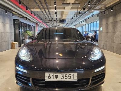 2014 Porsche Panamera