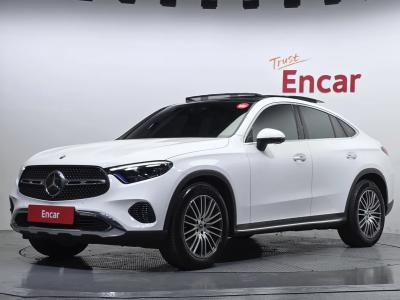 2025 Mercedes-Benz GLC-Class