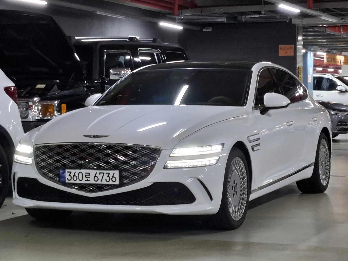 2025 Genesis G80